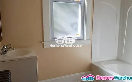 519 Penn Ave N - Photo 7 of 14