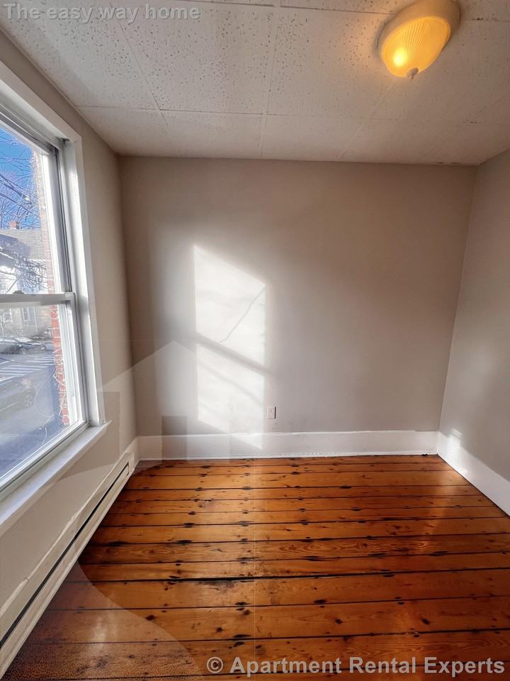 9 School St #2 - Photo 3 of 14