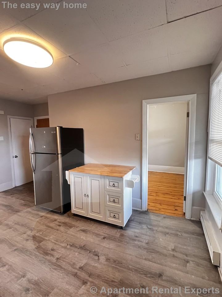 9 School St #2 - Photo 7 of 14