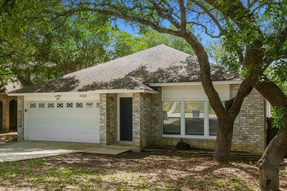 3438 Maitland - Photo 3 of 16