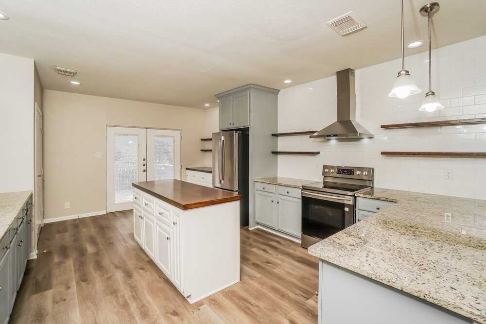 3438 Maitland - Photo 7 of 16