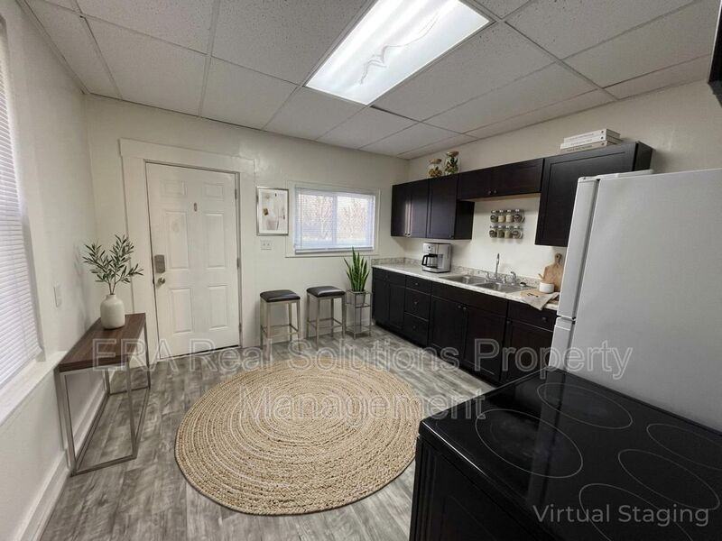 964 Oakwood Ave - Photo 3 of 12