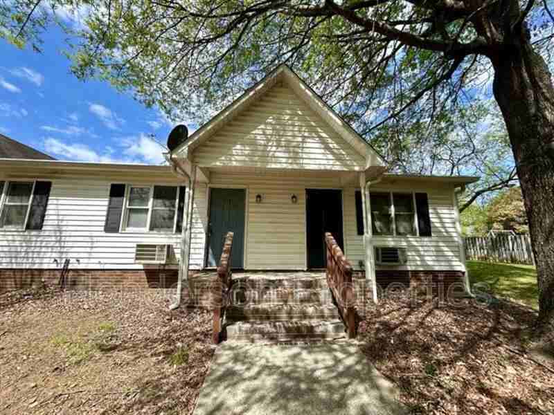 1442 Riverview Rd #114