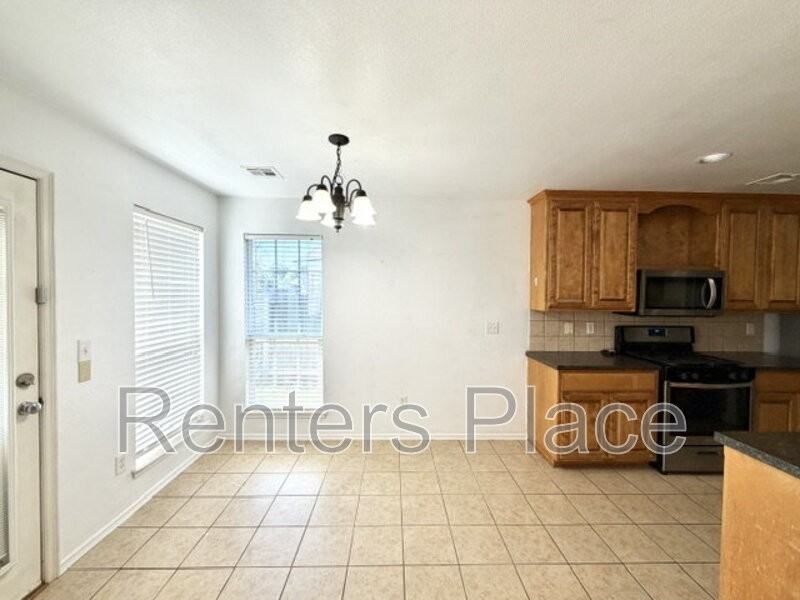 2006 W J St - Photo 5 of 17