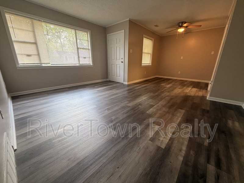 3535 Debby Dr - Photo 5 of 12