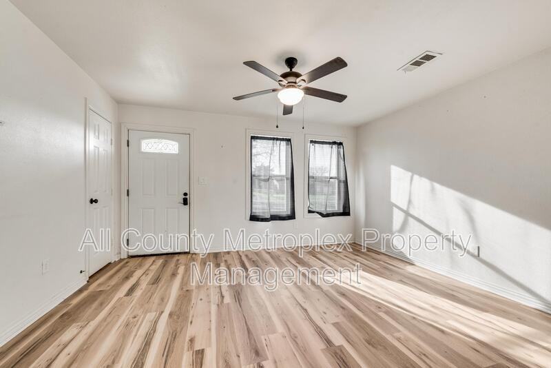 1303 S Medora St #4RENT - Photo 7 of 12