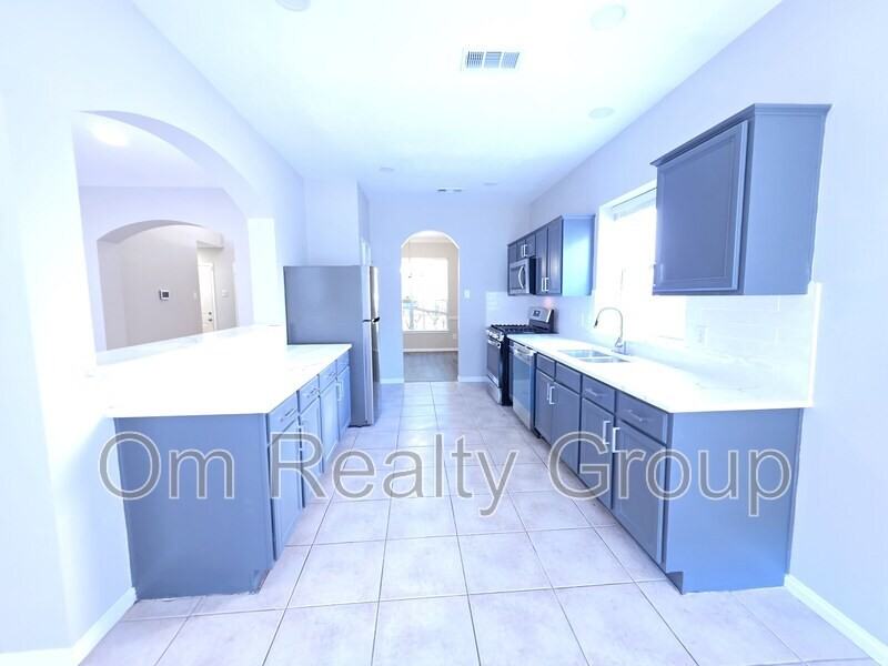 17207 Rancho Verde Way - Photo 7 of 21