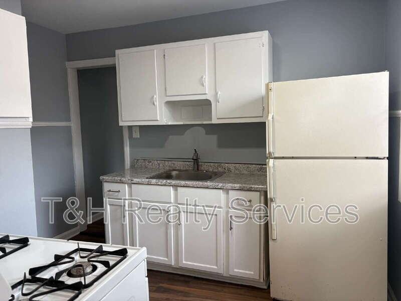 4726 E 34th St - Photo 7 of 12