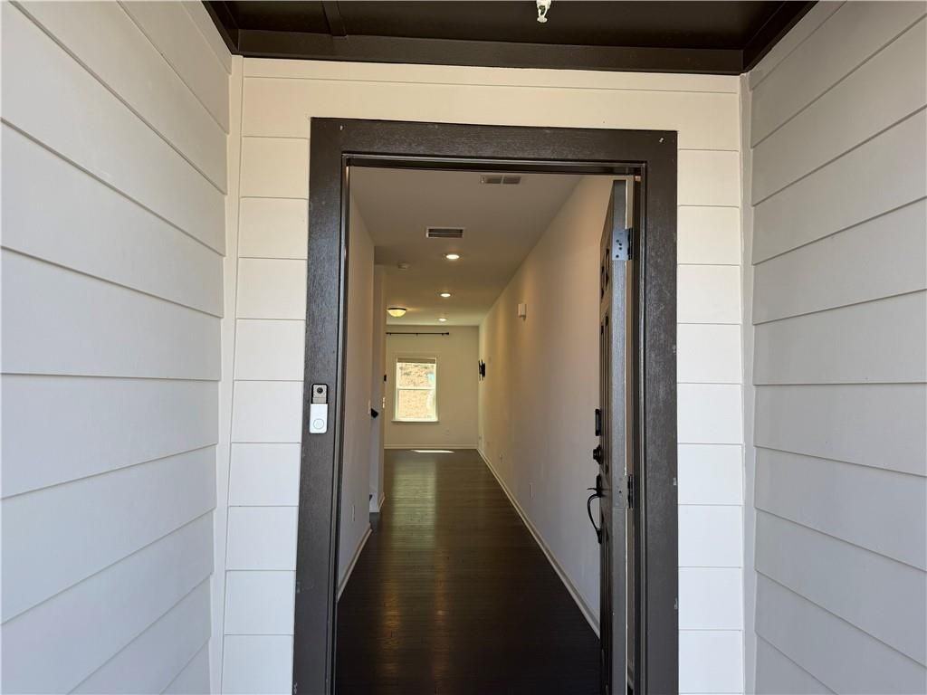 716 Vallin St - Photo 3 of 24