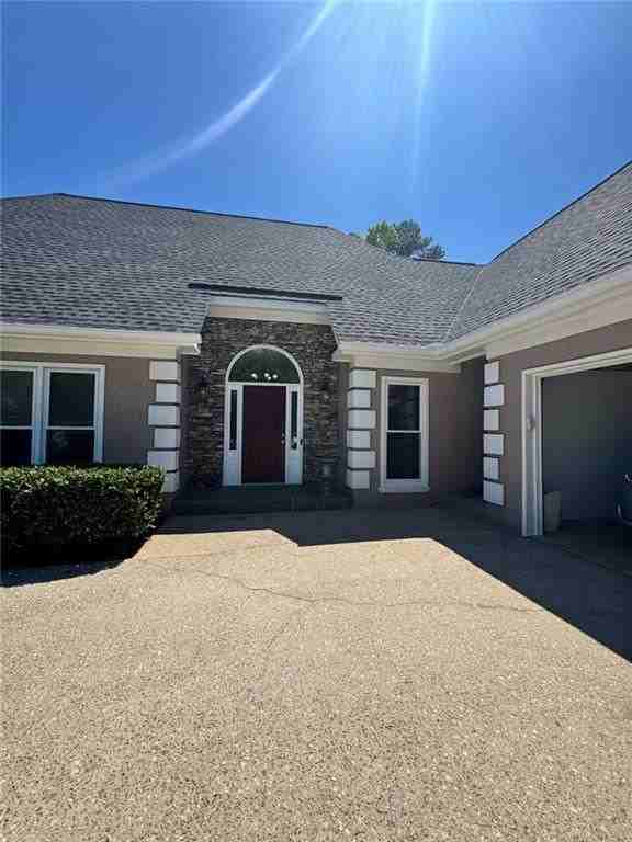 1230 Saint Ives Ct - Photo 3 of 35