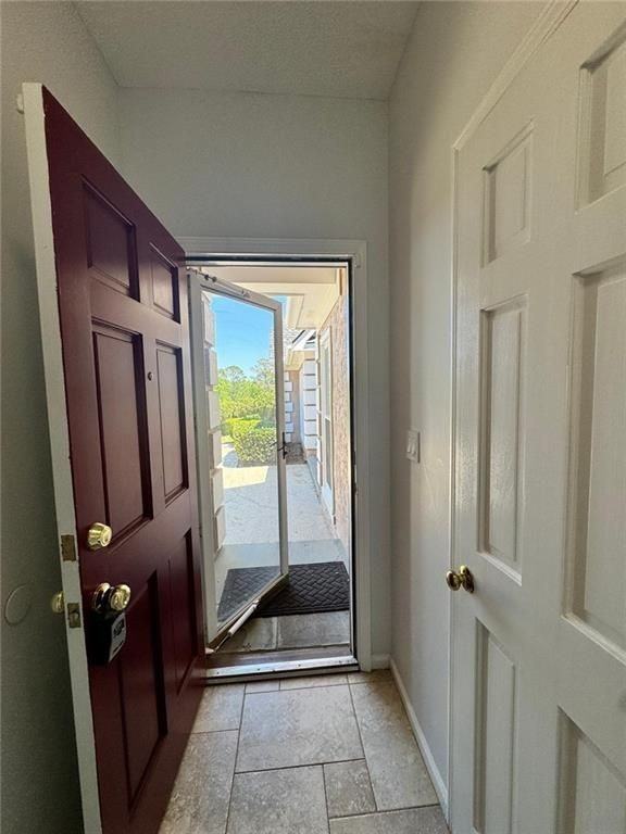 1230 Saint Ives Ct - Photo 7 of 35