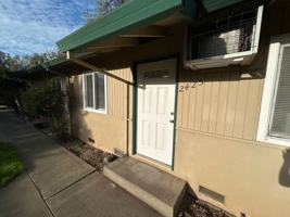 featured image of 2425 Mariposa Ave