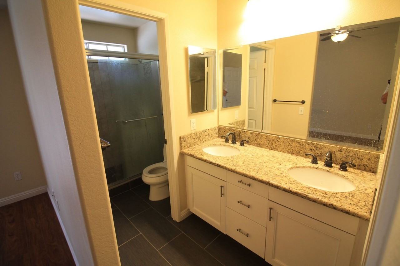 12878 Carriage Heights Way - Photo 6 of 9