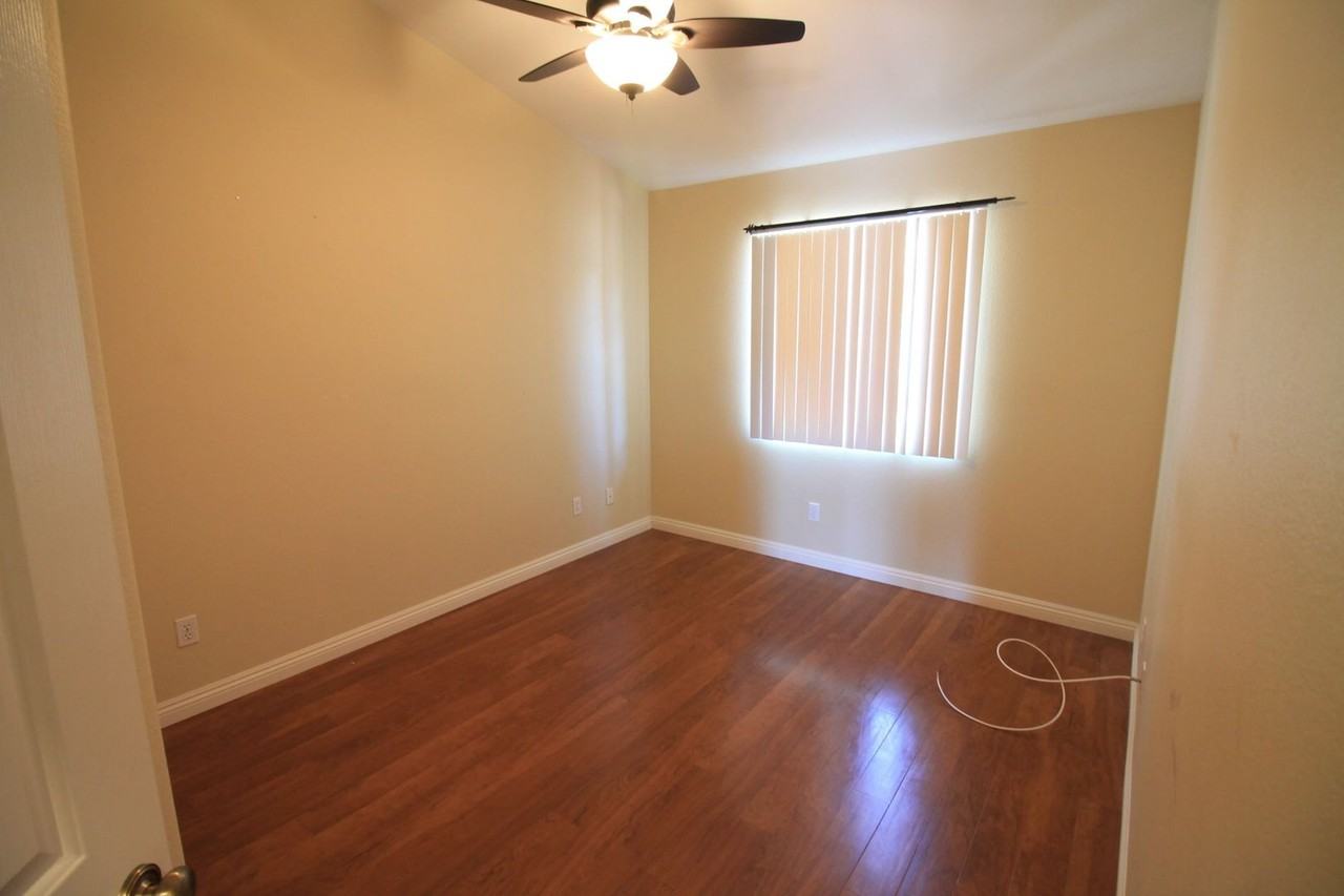 12878 Carriage Heights Way - Photo 7 of 9