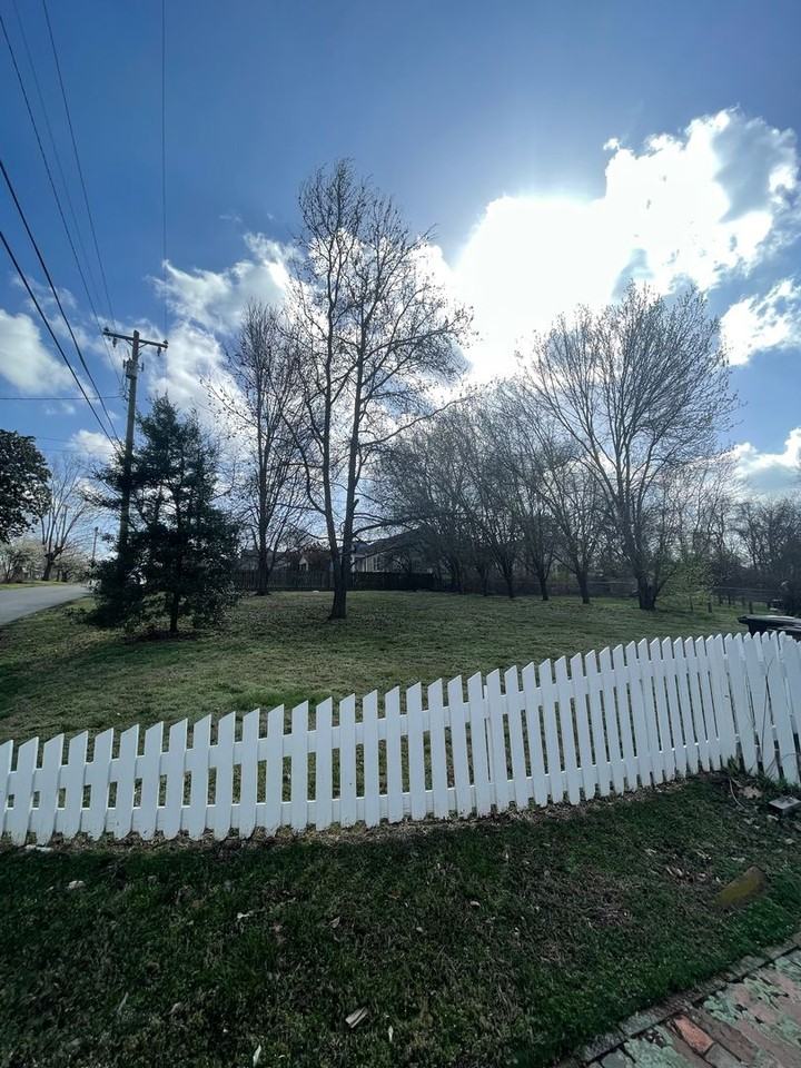 726 Powers Ave - Photo 6 of 22