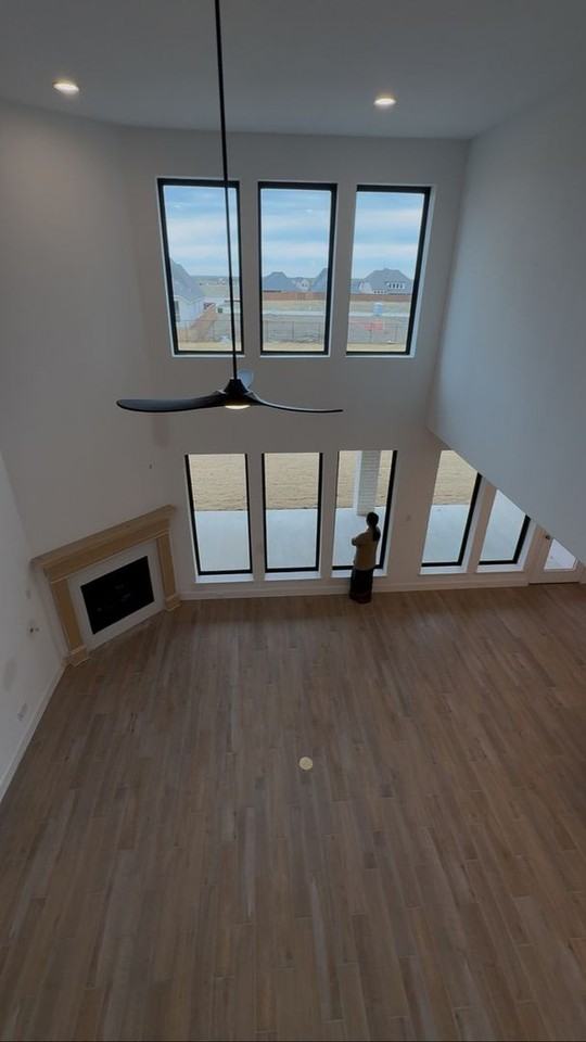 3300 Little Bluestem Rd - Photo 2 of 15