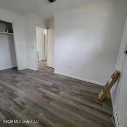 632 Capital Ave - Photo 6 of 19