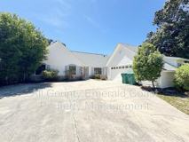710 Swan Ln - Photo 1 of 1