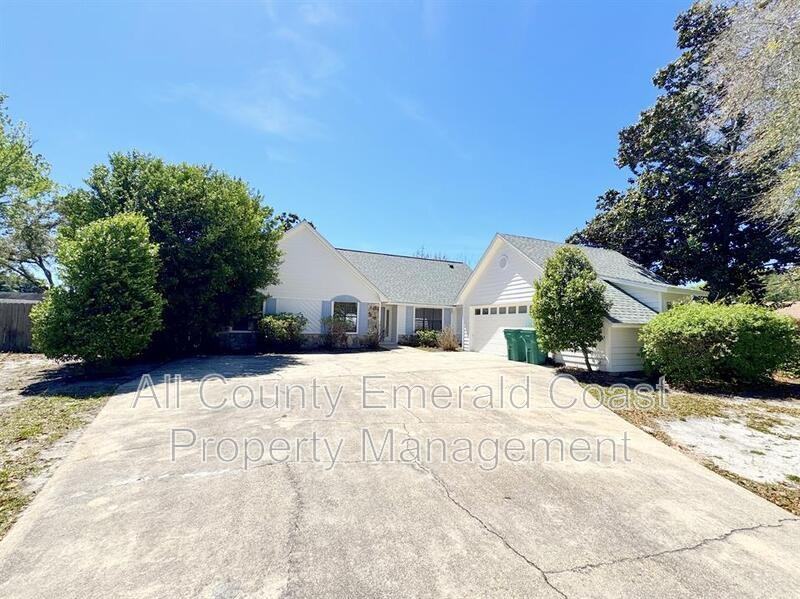 710 Swan Ln - Photo 2 of 50