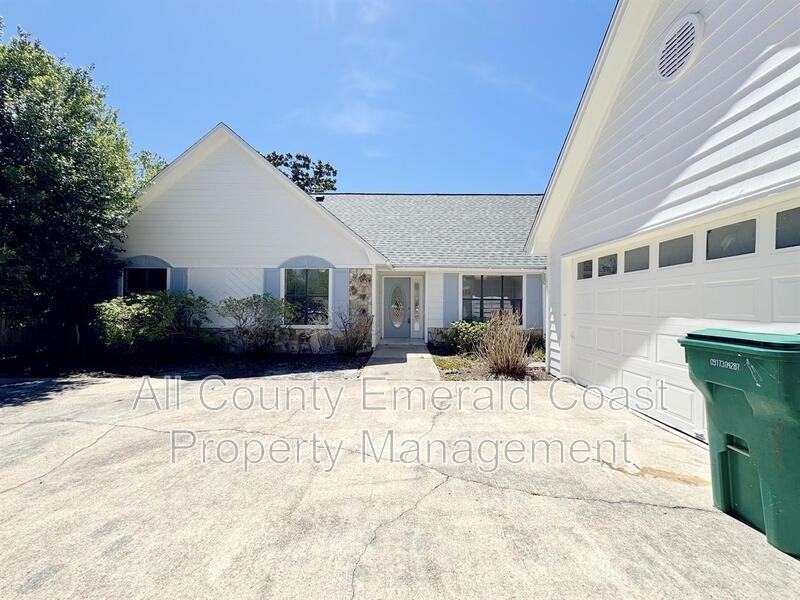 710 Swan Ln - Photo 5 of 50