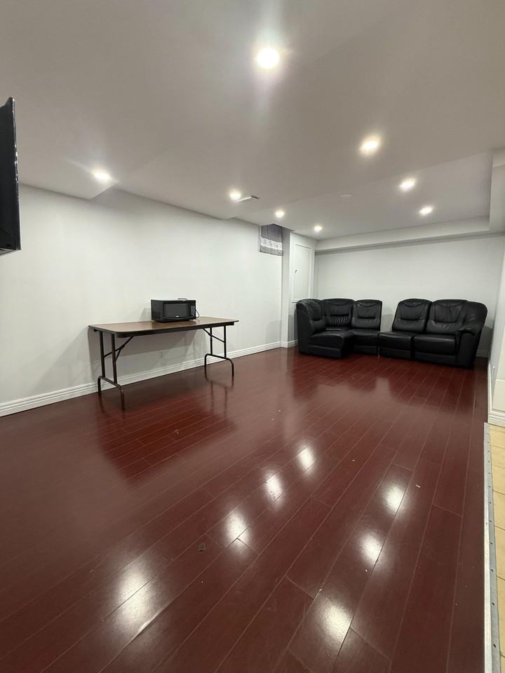 122 Rouge River Dr #BS - Photo 3 of 7