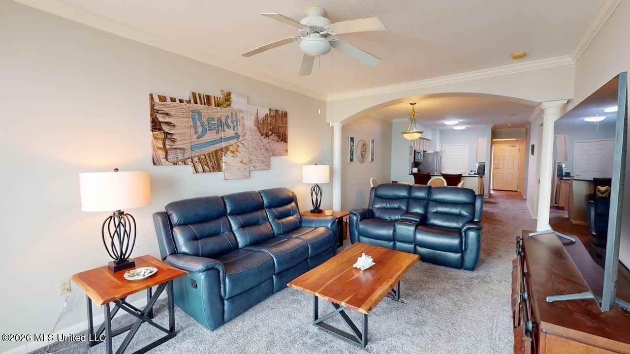 2230 Beach Dr - Photo 6 of 26