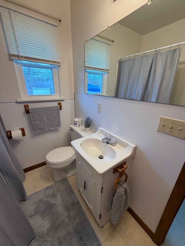 108 W Brooklyn Ave #1 - Photo 5 of 16