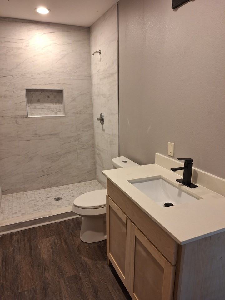 1918 W Collin St #HOME - Photo 6 of 10