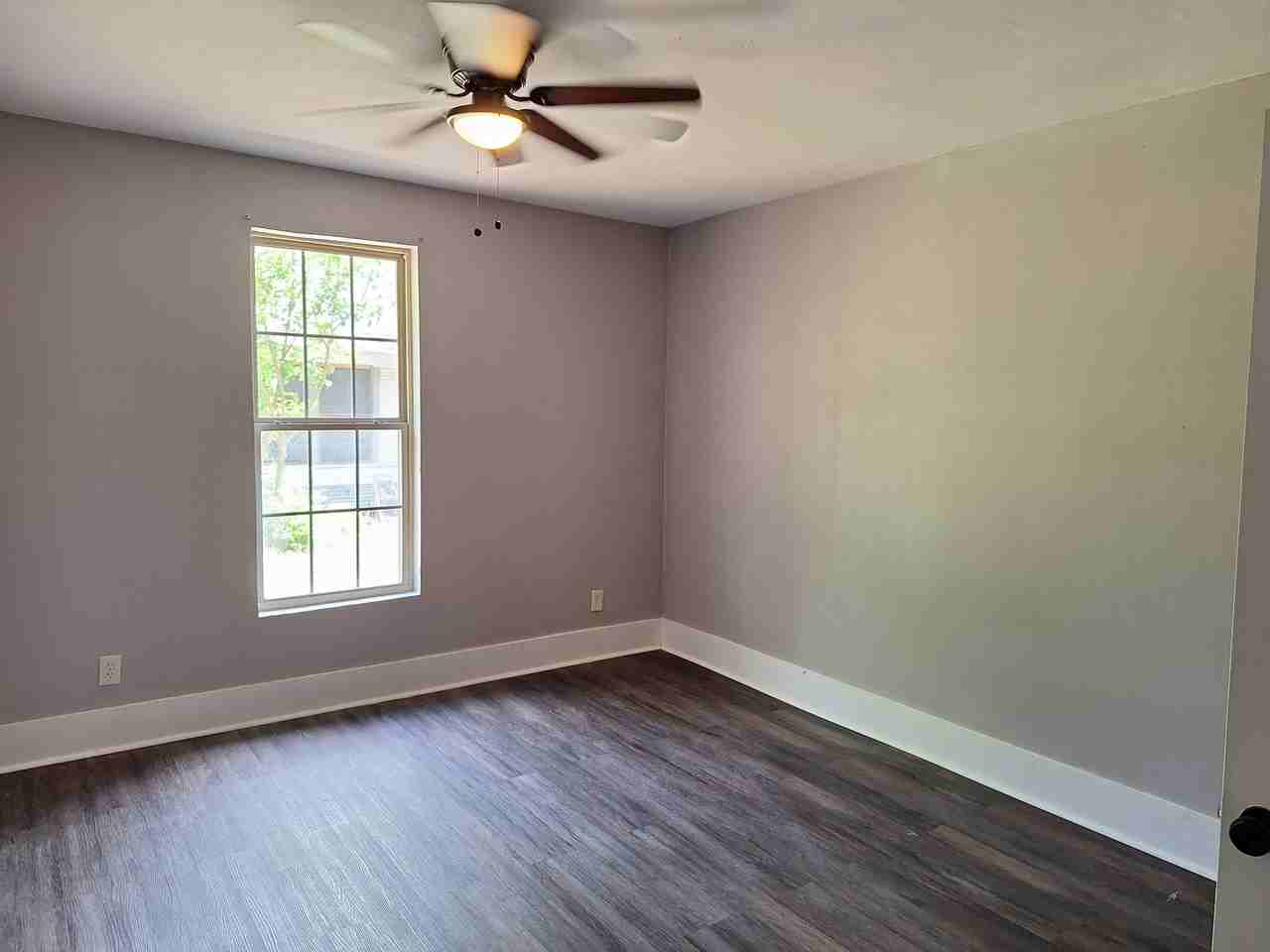 1918 W Collin St #HOME - Photo 7 of 10