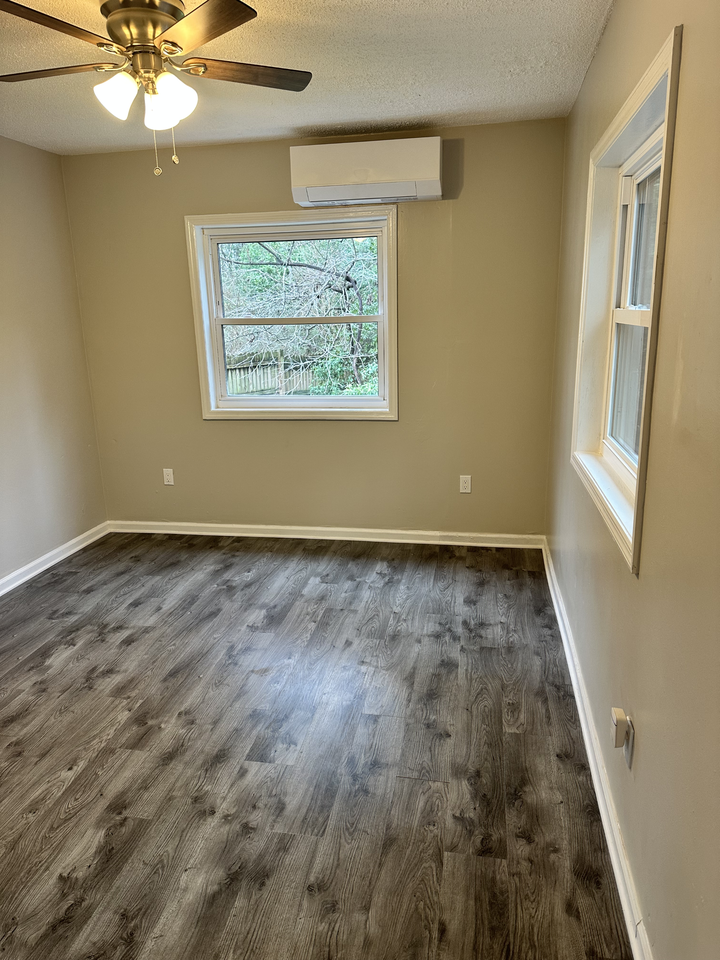 4331 Andrews St #A - Photo 4 of 7