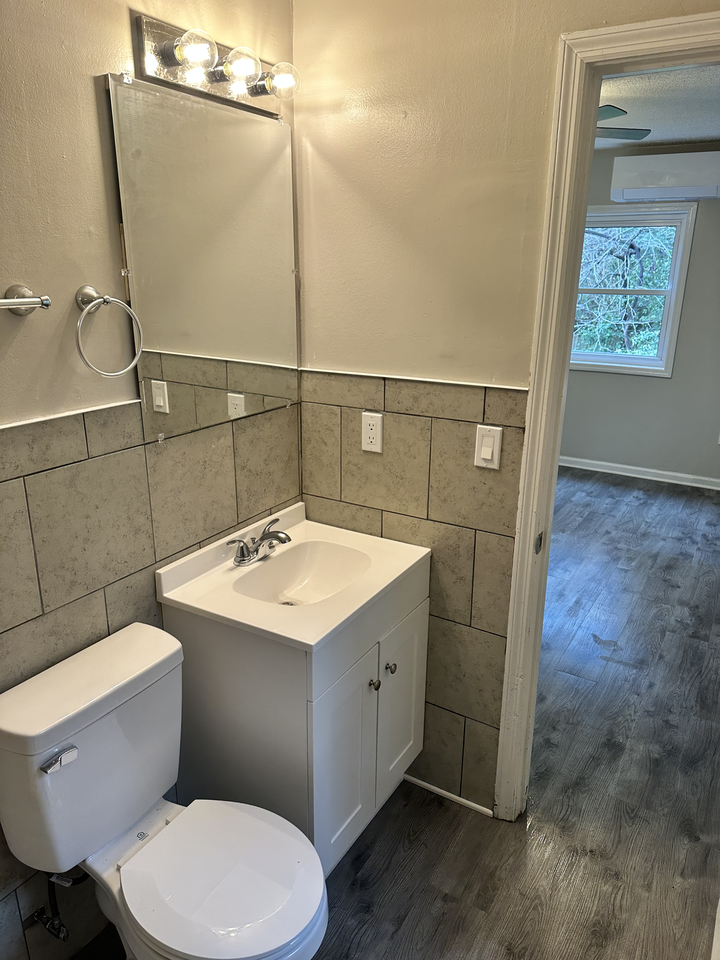 4331 Andrews St #A - Photo 7 of 7