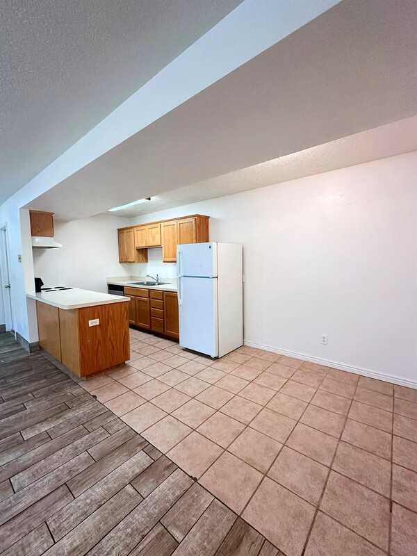 1675 Wn #B - Photo 4 of 12