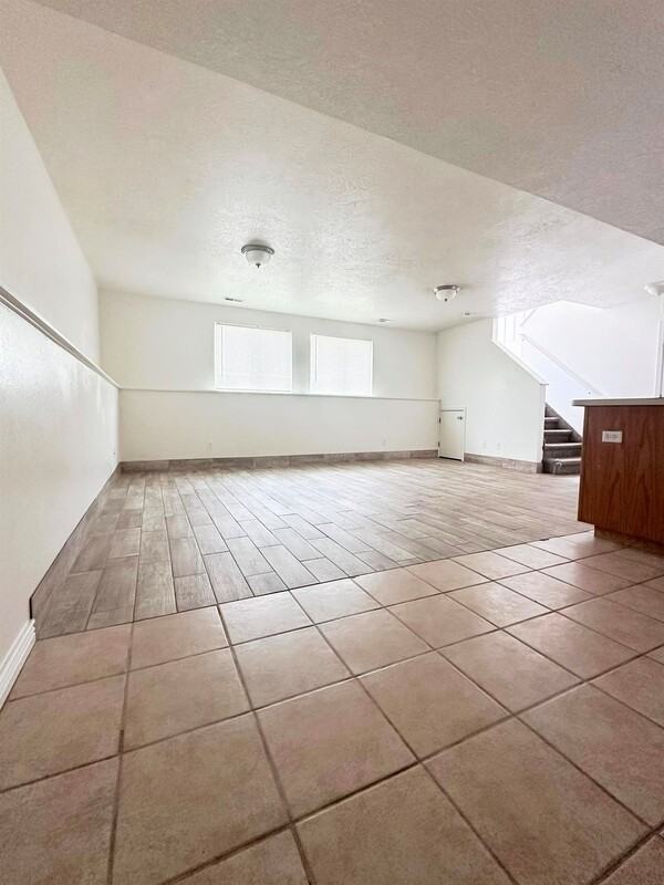 1675 Wn #B - Photo 5 of 12