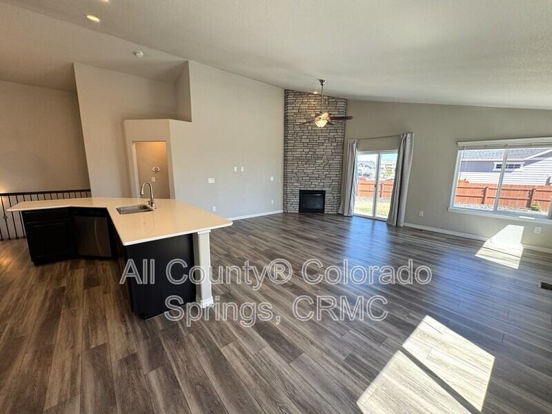 9791 Arbor Walk Ln - Photo 3 of 45