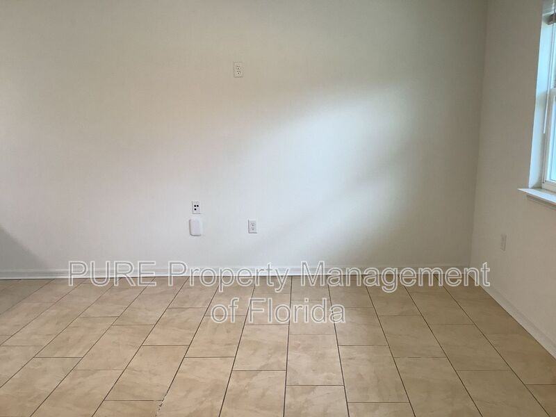 339 Ne Sanchez Ave #111 - Photo 5 of 34