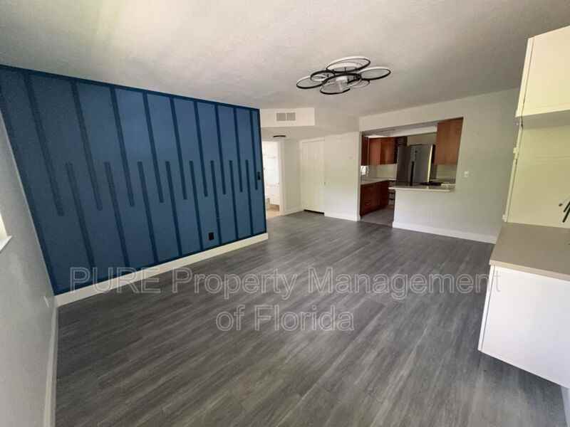 454 Fairways Cir #B204 - Photo 3 of 31