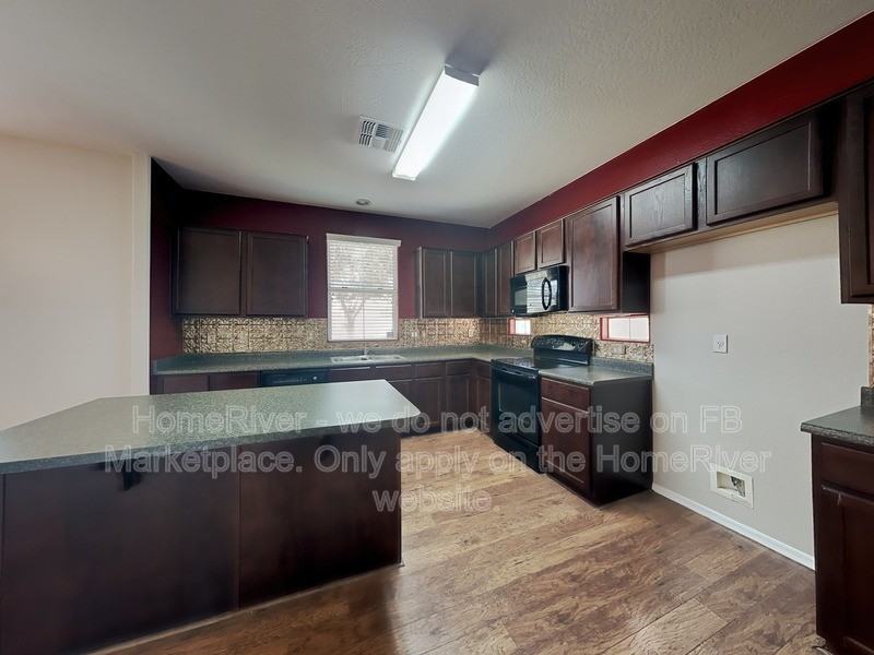 3706 S 54th Gln - Photo 4 of 21