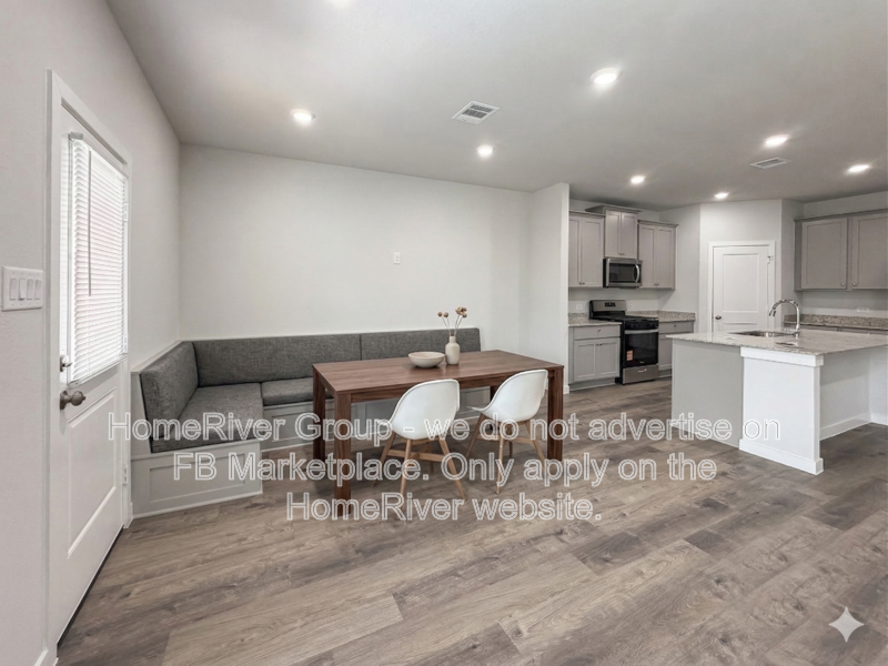 11979 Wisteria Meadows Dr - Photo 2 of 25