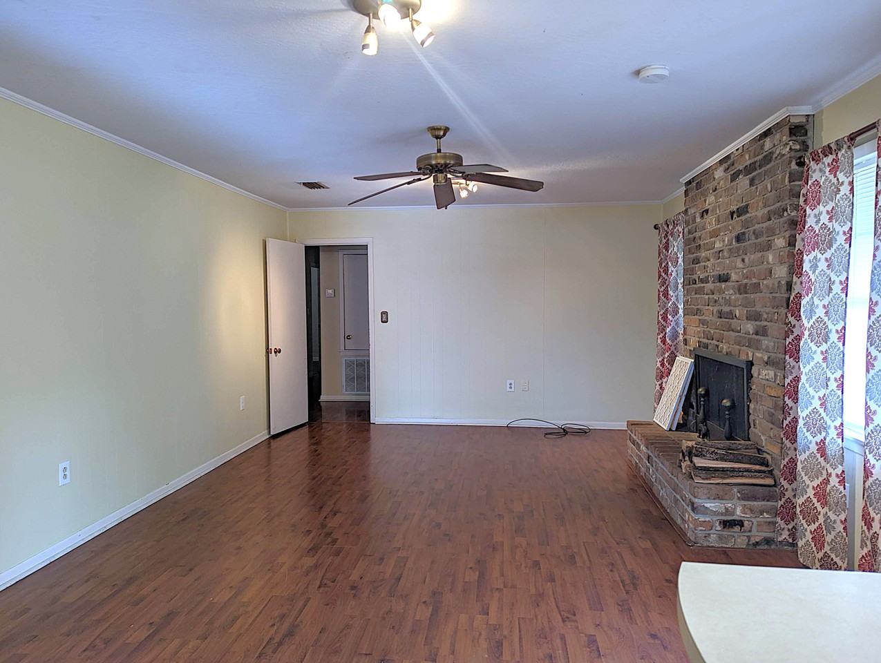 810 N 30th Ave - Photo 3 of 17