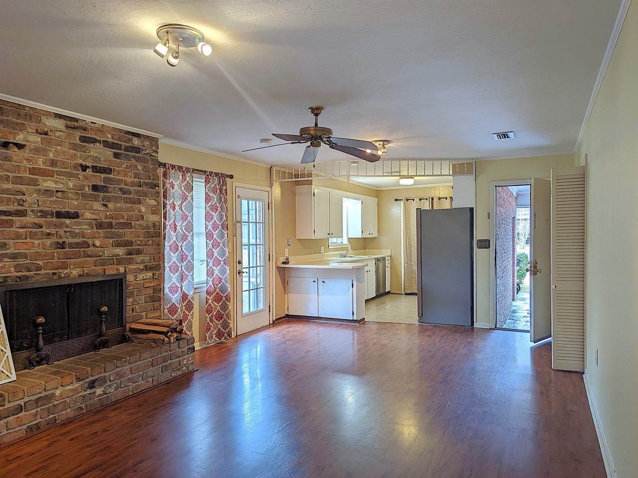 810 N 30th Ave - Photo 4 of 17