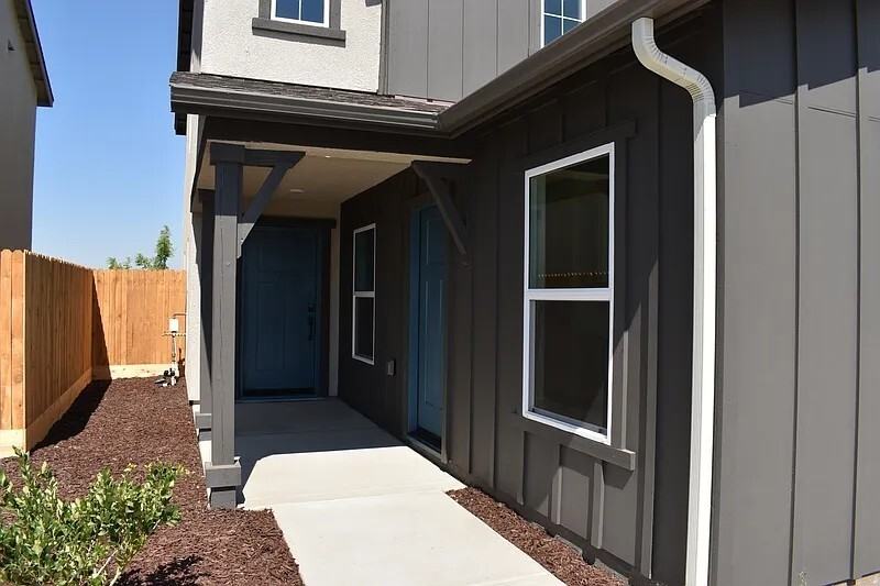 4049 Cinnabar Ave - Photo 2 of 22