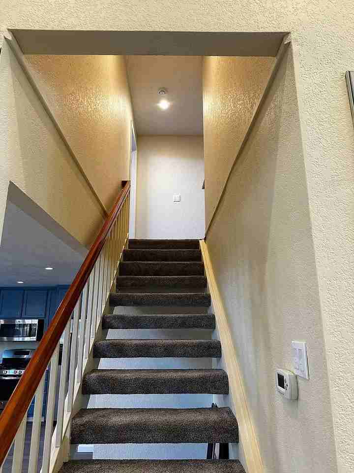 403 Jane Dr - Photo 4 of 20