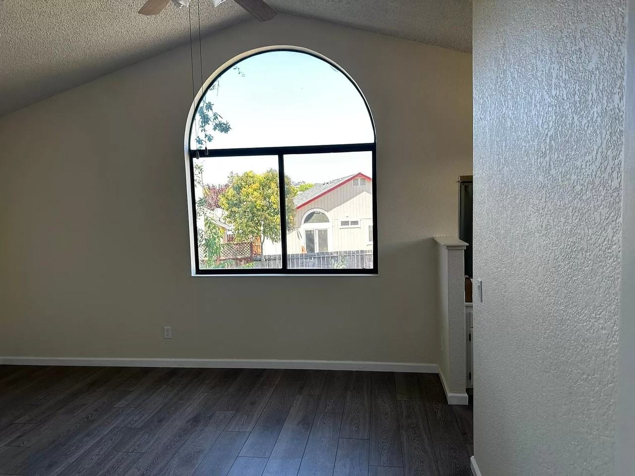 403 Jane Dr - Photo 7 of 20