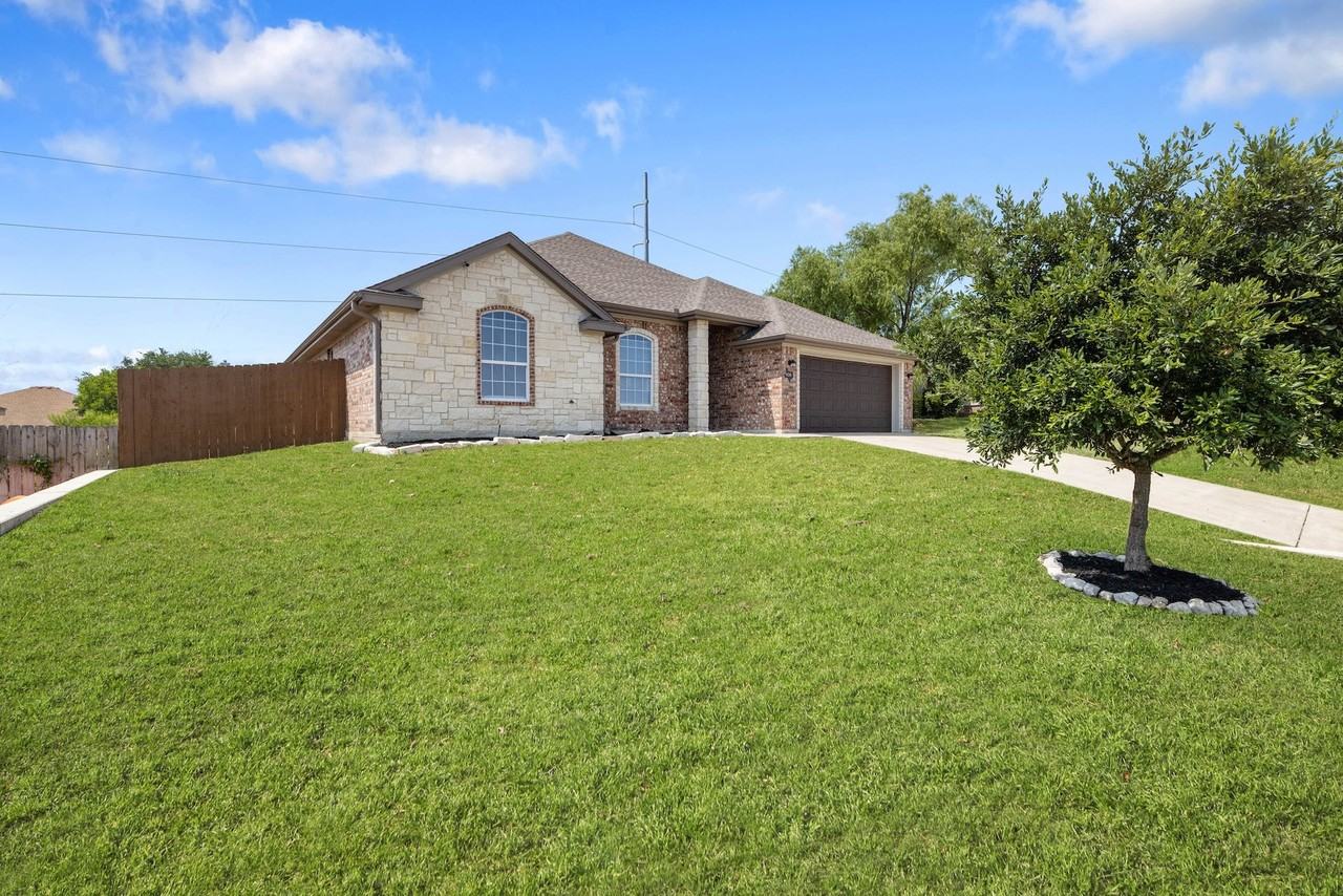 6216 Sulfur Spring Dr - Photo 3 of 26