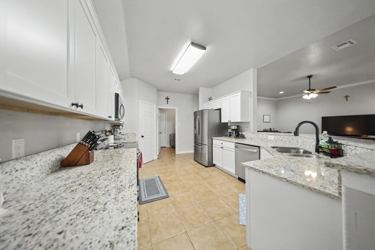 6216 Sulfur Spring Dr - Photo 6 of 26