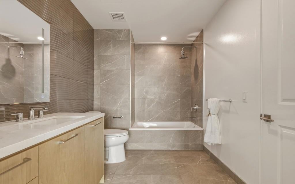 400 S Broadway - Photo 3 of 3