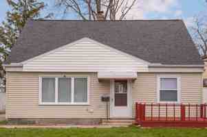 featured image of 26351 Farringdon Ave