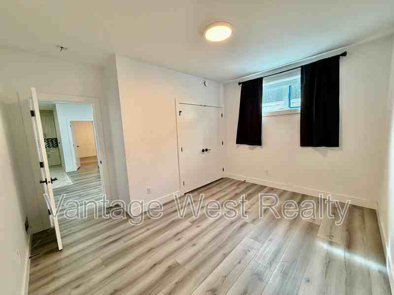 474 Snowsell St N - Photo 7 of 15