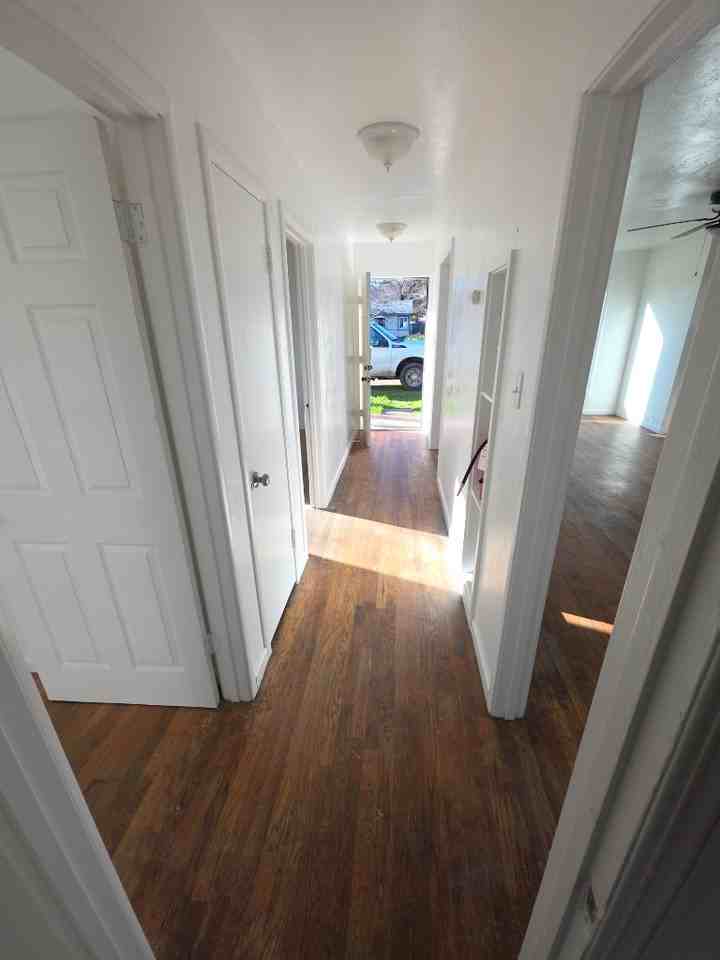 3406 Lakeshore Blvd #5B - Photo 4 of 12