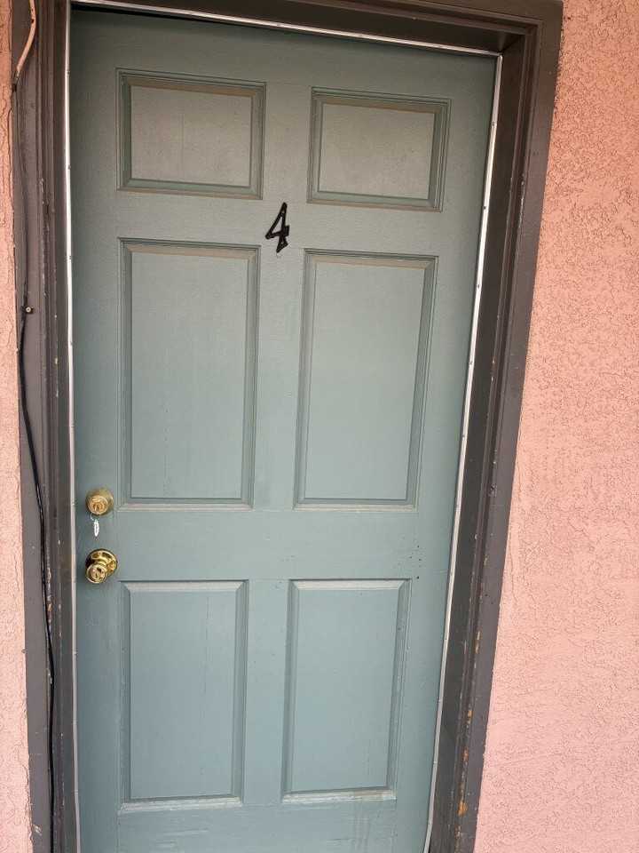 929 Aztec Rd Nw - Photo 2 of 18